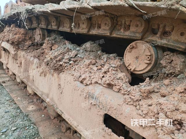 右導(dǎo)向輪（行走機(jī)構(gòu)）