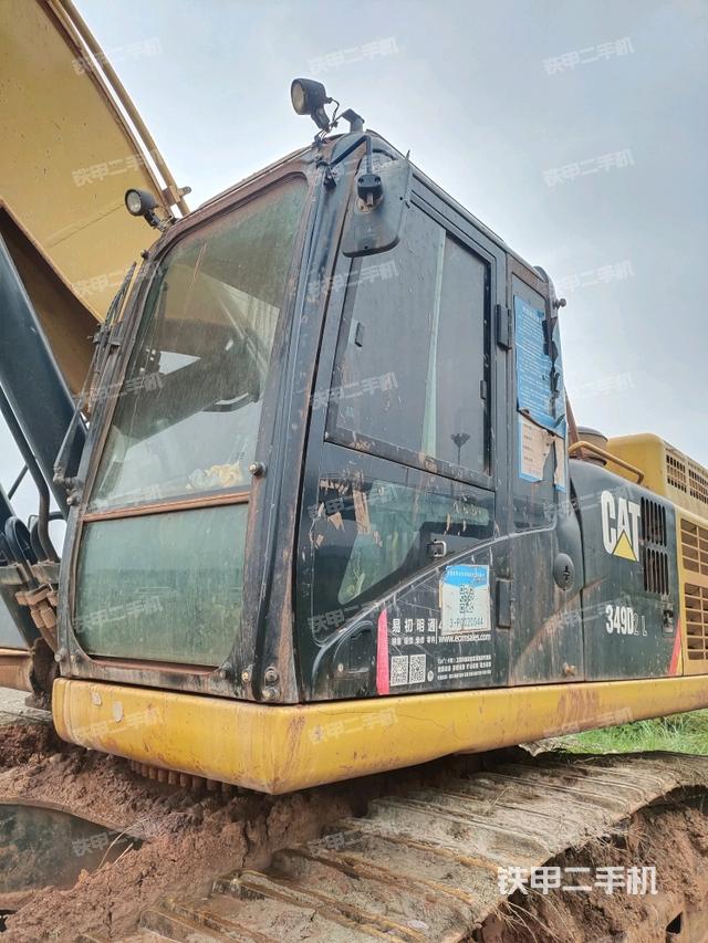 駕駛室正側(cè)（駕駛室部分）