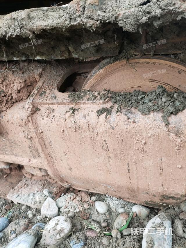 左側(cè)行走馬達(dá)蓋板（行走機(jī)構(gòu)）