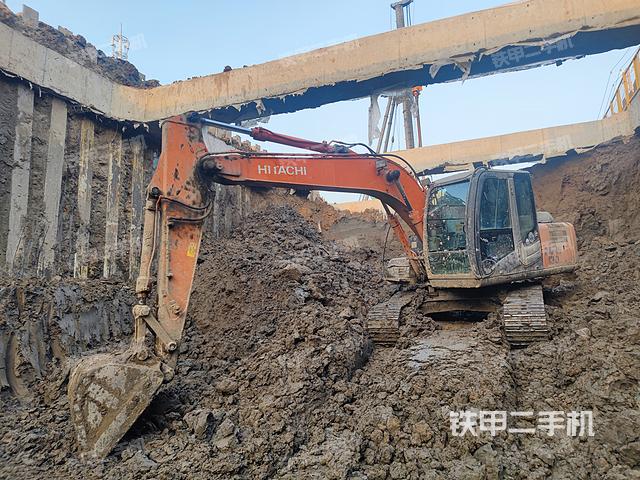 日立ZX120-3挖掘机