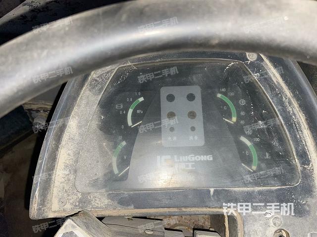 儀表盤（駕駛室部分）