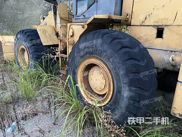 右前輪（行走機構(gòu)）