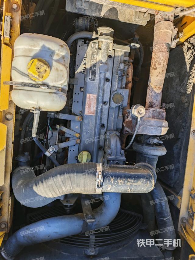 發(fā)動(dòng)機(jī)整體俯視（整機(jī)外觀）