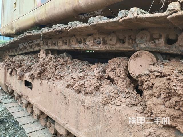 右側(cè)行走馬達(dá)蓋板（行走機(jī)構(gòu)）