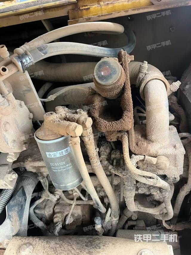 發(fā)動機整體俯視(整機外觀) 發(fā)動機整體俯視(整機外觀)