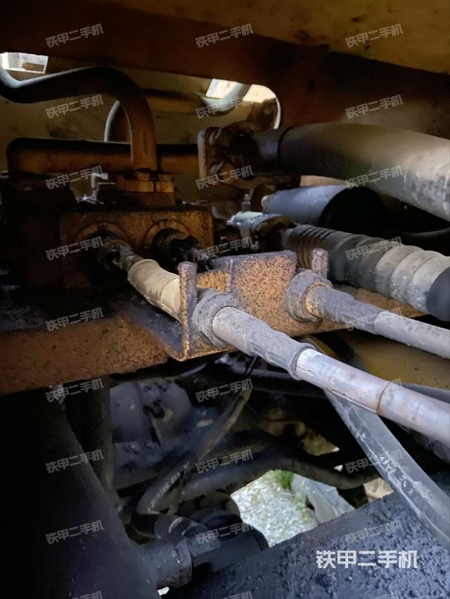 后驅(qū)動橋（液壓/傳動系統(tǒng)）