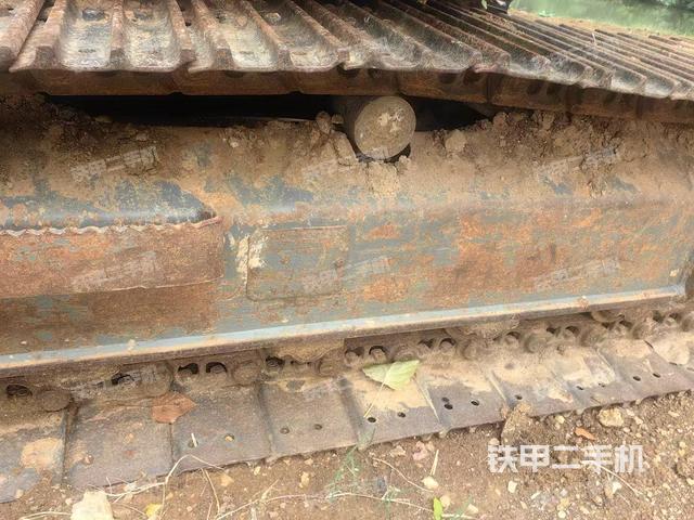 單側(cè)履帶整體（整機(jī)外觀）