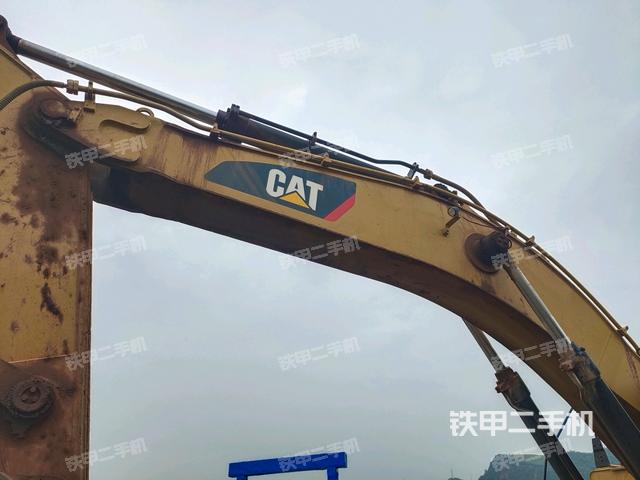 大臂根部?斜視（工作和回轉(zhuǎn)裝置）