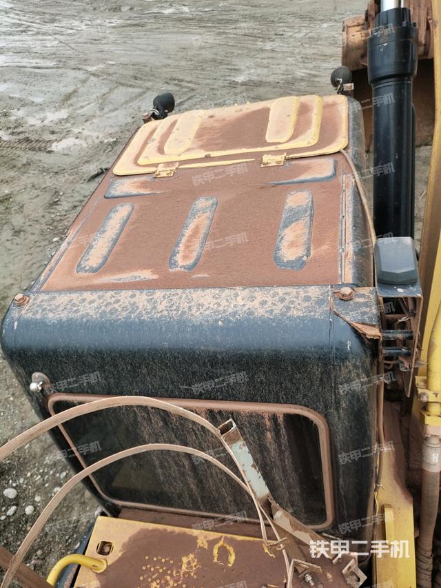 駕駛室頂部俯視（上車部件）