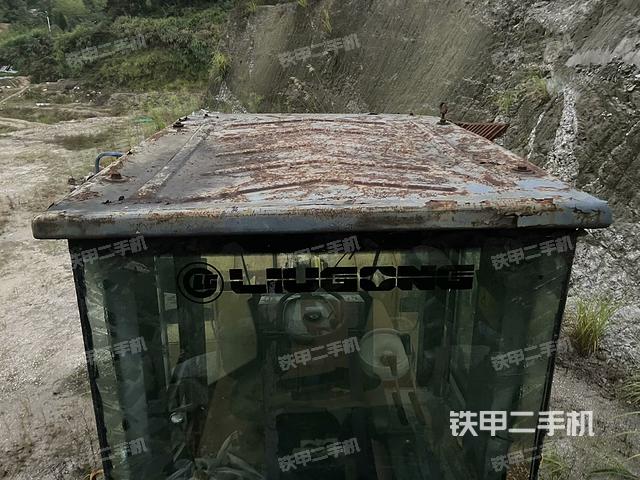 駕駛室頂部 外（駕駛室部分）