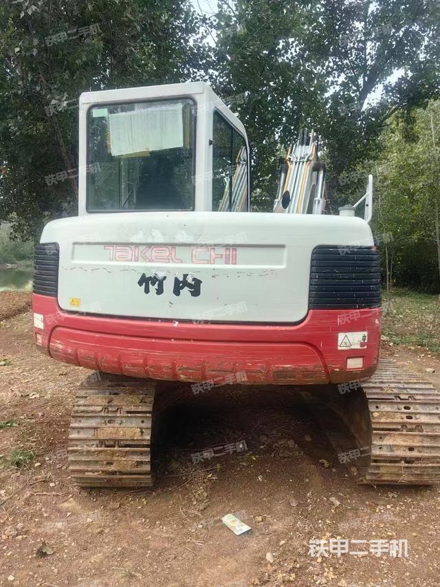 駕駛室頂部（整機(jī)外觀）