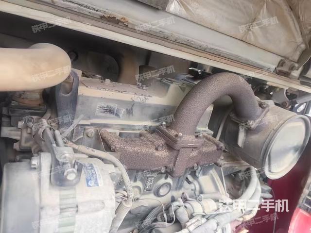 發(fā)動機(jī)整體俯視（整機(jī)外觀）