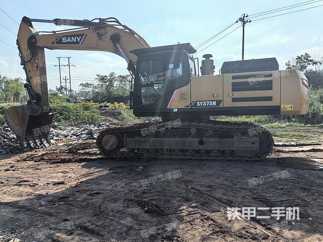 三一重工SY375H挖掘机