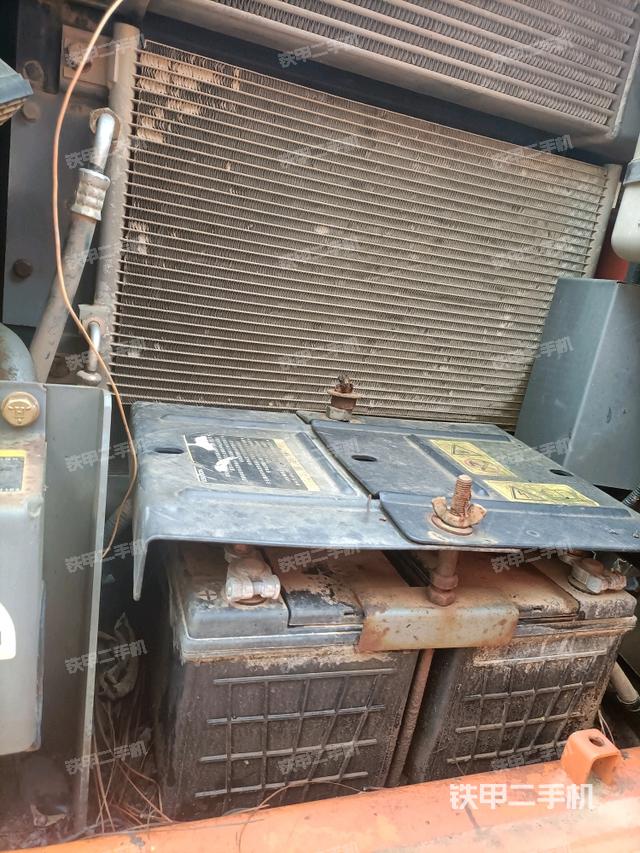 散熱器正面（大件艙室）