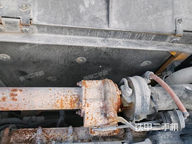 氣門室蓋螺絲特寫（上車部件）