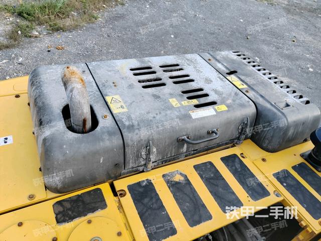 駕駛室頂部俯視（上車部件）