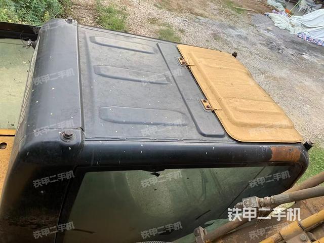 駕駛室頂部（整機(jī)外觀）