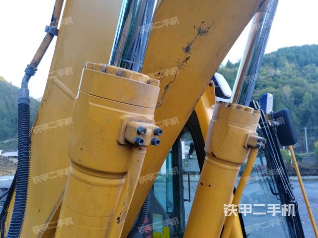 鏟斗右后整體（工作和回轉裝置）