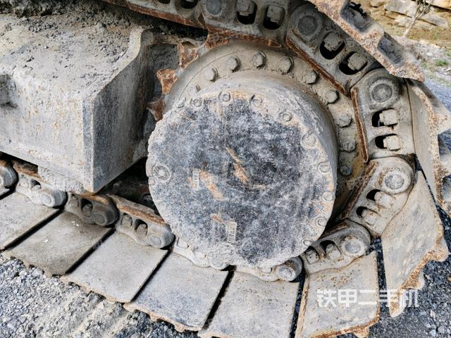 左驅(qū)動輪（行走機構）