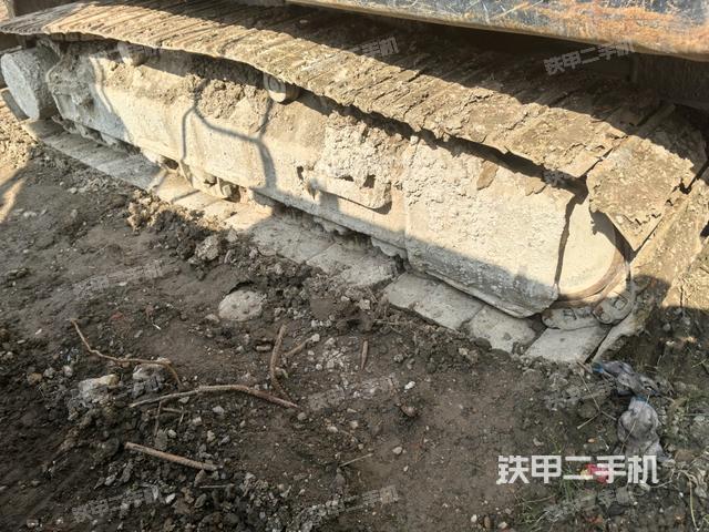 右側(cè)履帶整體（行走機構(gòu)）