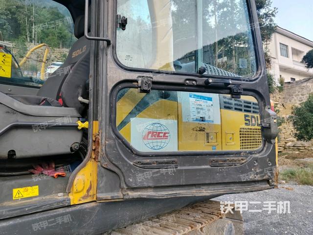 轉盤和下車架正前（工作和回轉裝置）