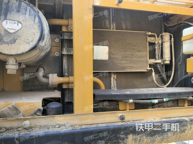 散熱器正面（大件艙室）