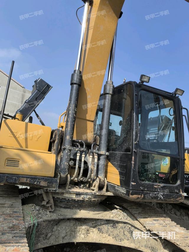 大臂油缸整體?豎拍（工作和回轉(zhuǎn)裝置）