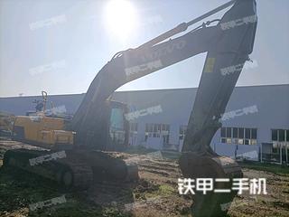 沃尔沃EC200DAG挖掘机实拍图片