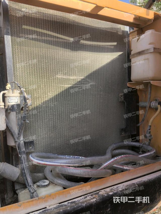 散熱器正面（大件艙室）