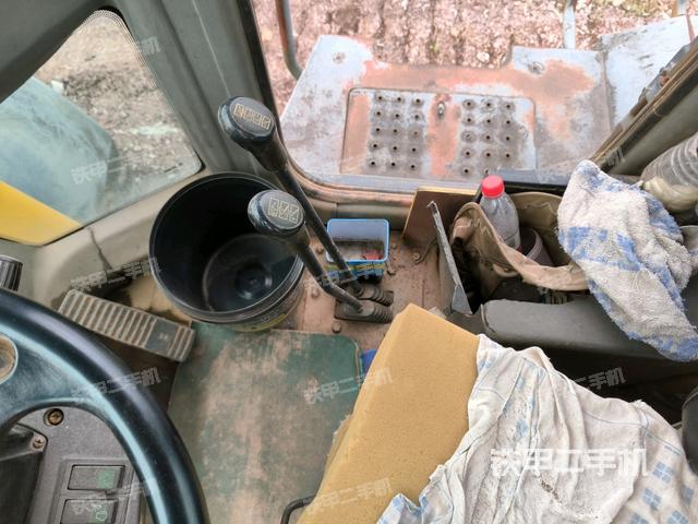 頂棚整體  內(nèi)（駕駛室部分）