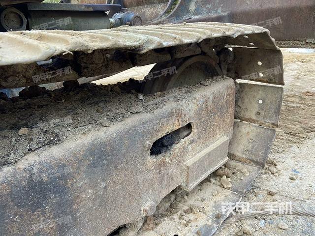 右導向輪（行走機構(gòu)）