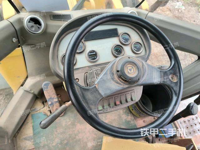 儀表盤（駕駛室部分）