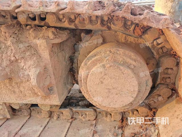 左驅(qū)動輪/左后輪（行走機(jī)構(gòu)）