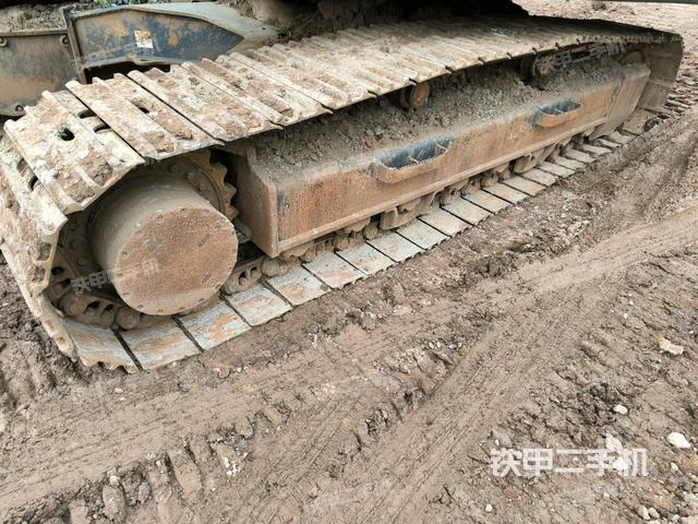 左側(cè)履帶整體?（行走機構(gòu)）