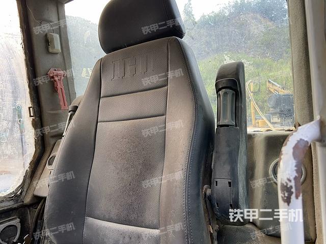 座椅后部（駕駛室部分）