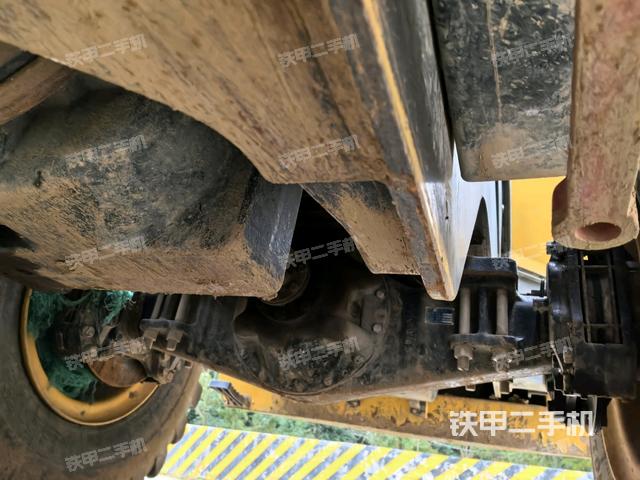 后驅(qū)動橋（液壓/傳動系統(tǒng)）