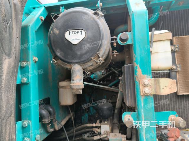 電瓶（大件艙室）