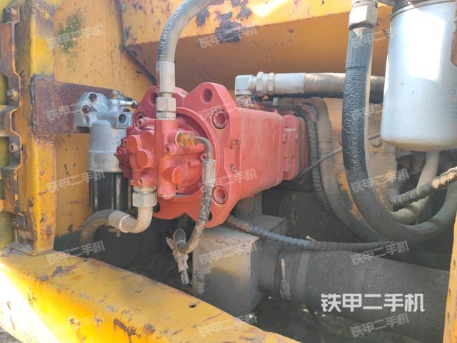 液壓泵斜45?左(大件艙室) 液壓泵斜45?左(大件艙室)