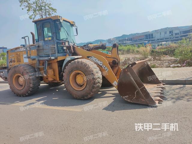 右前45°（整機外觀）