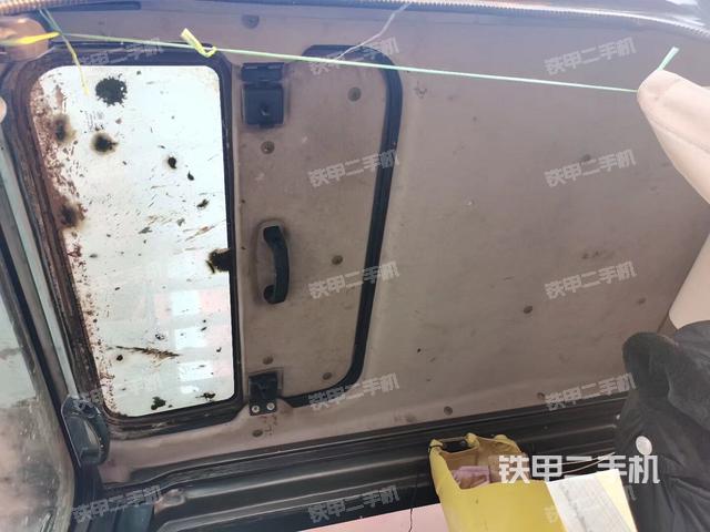 駕駛室頂部（駕駛室/操作室）