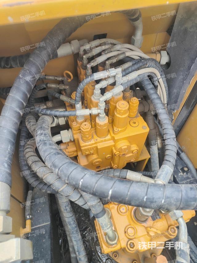 分配閥（上車部件）