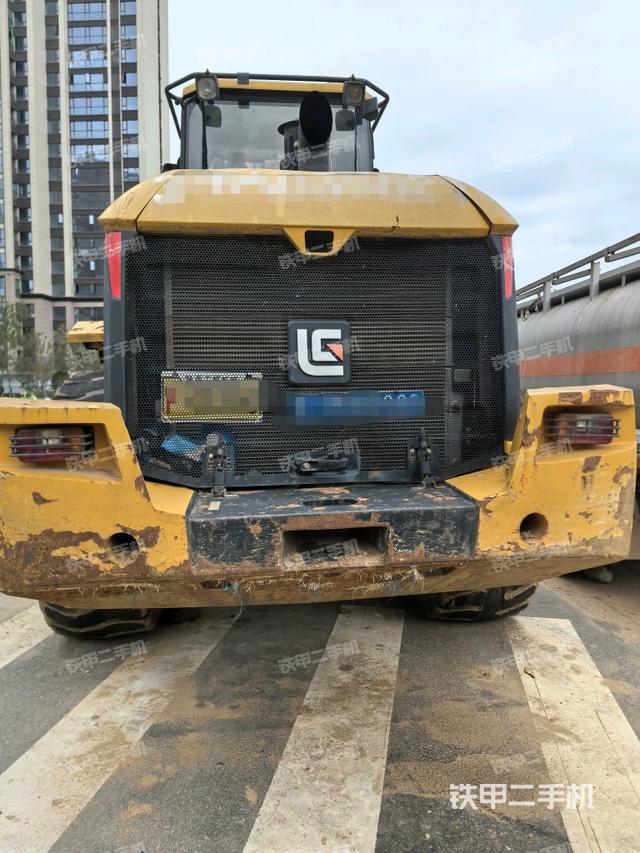 正后方（整機外觀）