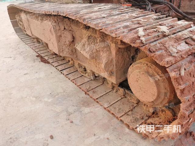 左引導(dǎo)輪 /左前輪（行走機(jī)構(gòu)）