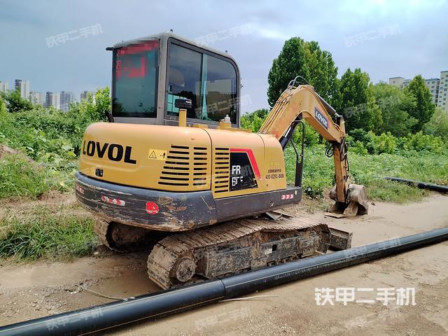 右后45(整機(jī)外觀) 右后45(整機(jī)外觀)