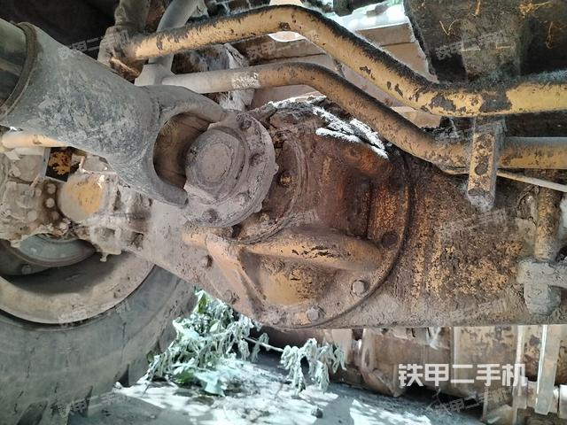 前驅動橋（液壓/傳動系統(tǒng)）