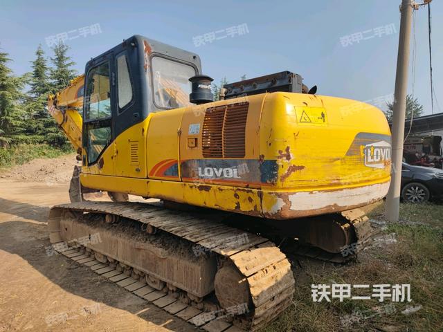 右后45(整機外觀) 右后45(整機外觀)