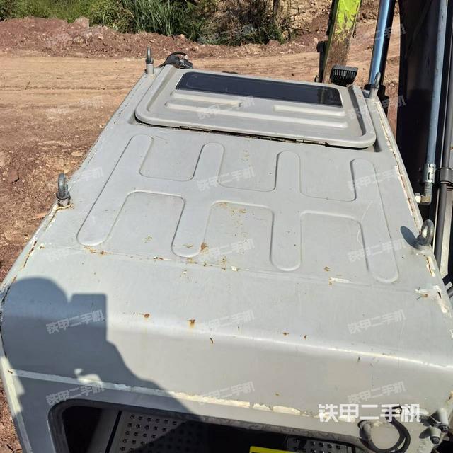 駕駛室頂部（整機(jī)外觀）