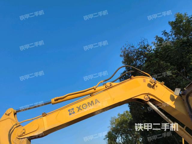 大臂根部?斜(工作和回轉(zhuǎn)裝置) 大臂根部?斜(工作和回轉(zhuǎn)裝置)