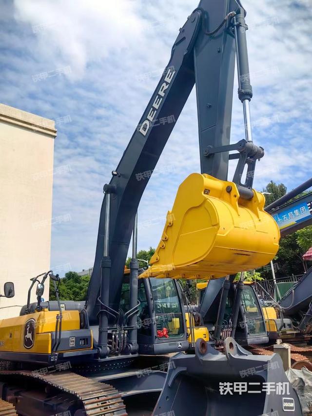 整機(jī)右后45°（整機(jī)外觀）