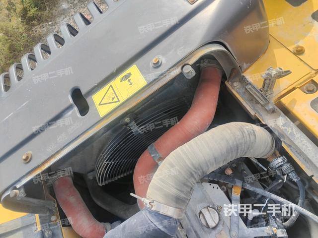 水箱+風(fēng)扇特寫（上車部件）